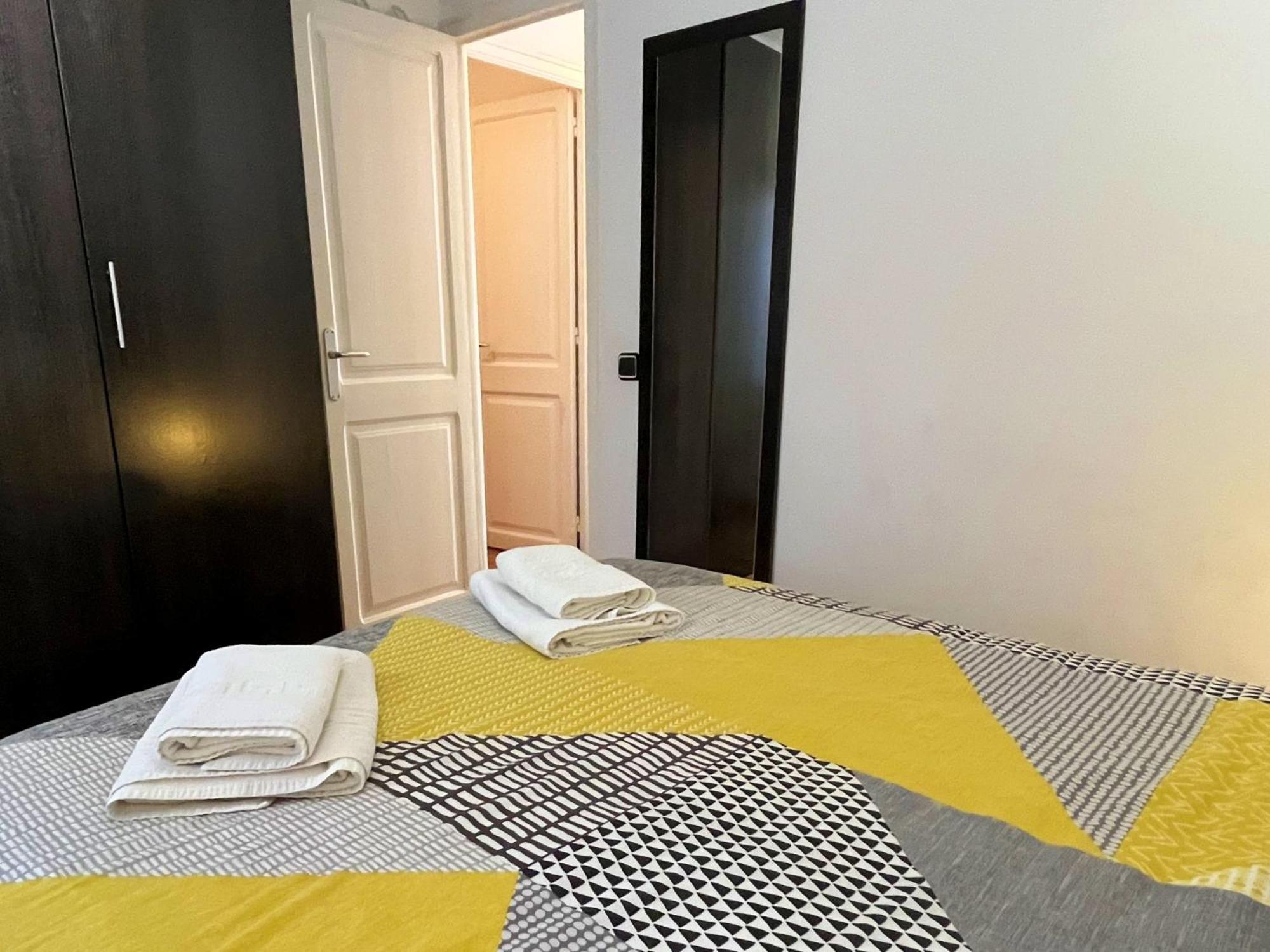 Apartamento Cerca De La Playa Бланес Экстерьер фото